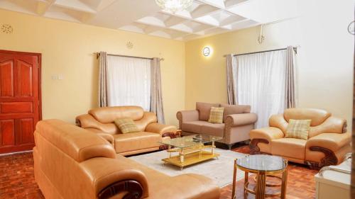 Adeea Villa 4brd in 奈瓦夏