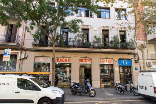 Hostal LK Barcelona - image 14