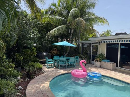 Tropical Dream Heated Pool House in Deerfield Beach, USA