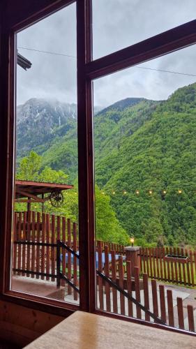 restavracija, Hotel Melishta in Lumbardh