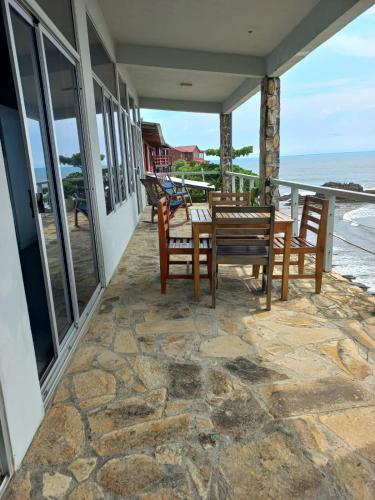 Magnific Rock Surf Resort and Yoga Retreat Nicaragua in Popoyo