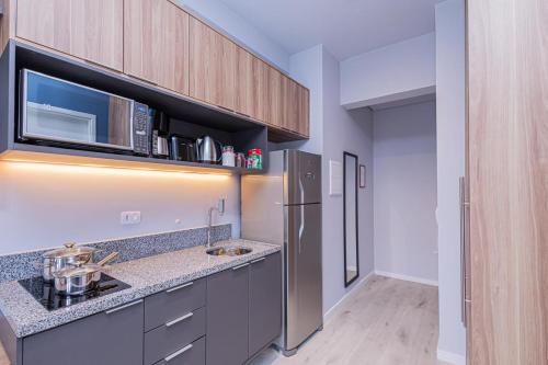 Apto amplo 108NR-Conforto e praticidade na Dumas, São Paulo