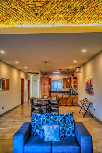 L15 Modern Private Pool Home in เอล ปวยร์โต