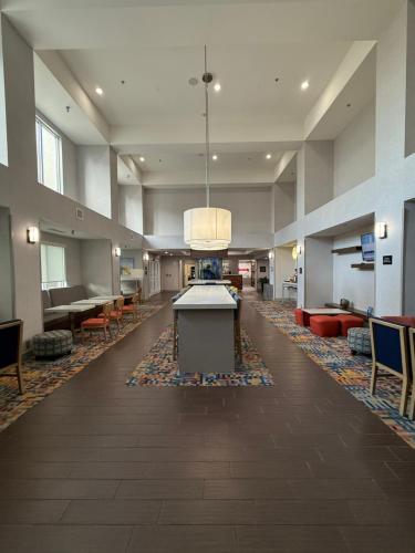 Hampton Inn & Suites Corpus Christi I-37 - Navigation Blvd.