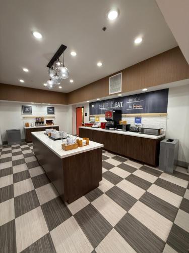 Hampton Inn & Suites Corpus Christi I-37 - Navigation Blvd.