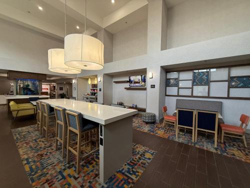Hampton Inn & Suites Corpus Christi I-37 - Navigation Blvd. - 로비