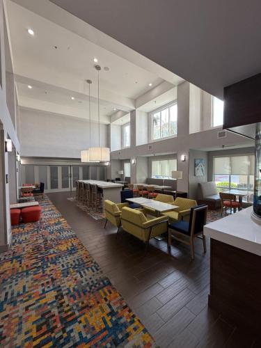 Hampton Inn & Suites Corpus Christi I-37 - Navigation Blvd.