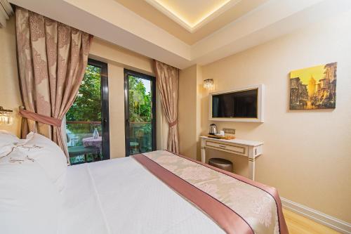 Grand Naki Hotel - image 7