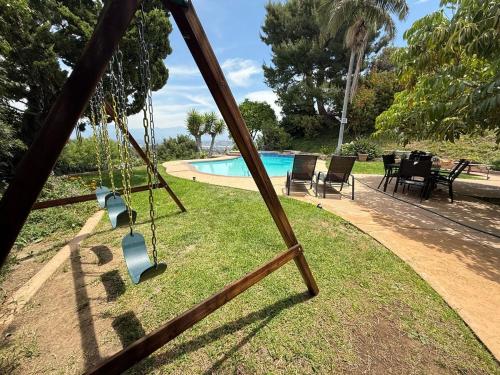 Los Angeles - Centrally located between Disneyland Universal Studios Beverly Hills and Downtown LA M in 哈仙達崗