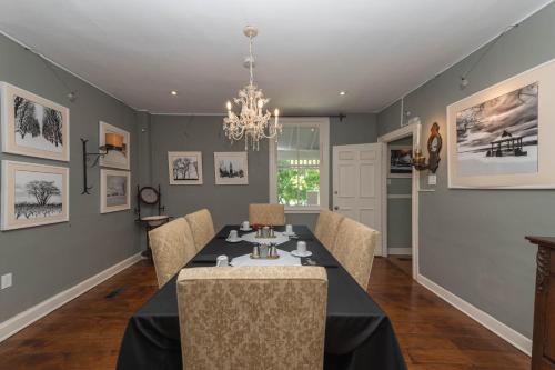 Facilities, The Old Bank House in Niagara On The Lake (ON)