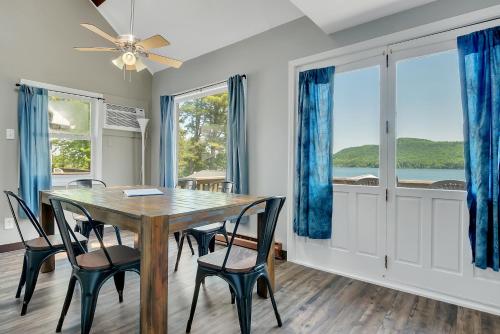 Bayside Inn & Marina - Two Bedroom House 26 - 편의 시설/서비스