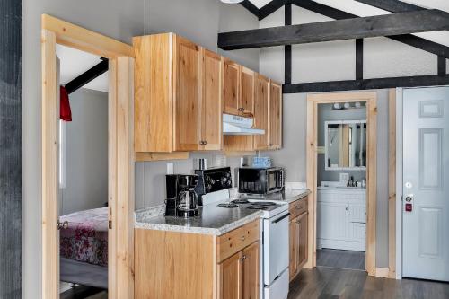 Bayside Inn & Marina - Two Bedroom House 26 - 주방