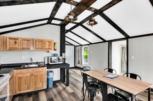 Bayside Inn & Marina - Two Bedroom House 26 - 주방