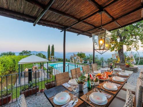 Villa with Pool and Vineyard Views, Lucca (fotografie 5)