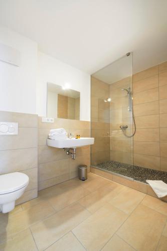 Hotel New In Guesthouse – Gaimersheim, AZ