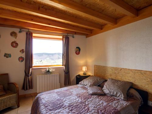 Gite paisible a Valfleury avec vue imprenable - FR-1-496-99 in Other