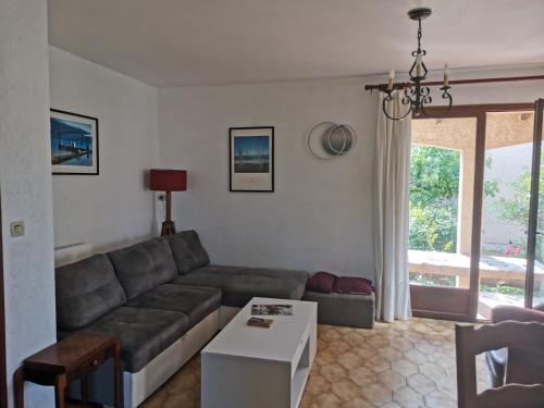 Holiday Home room in Maison avec jardin et terrasse 3 chambres à Sète - FR-1-338-612