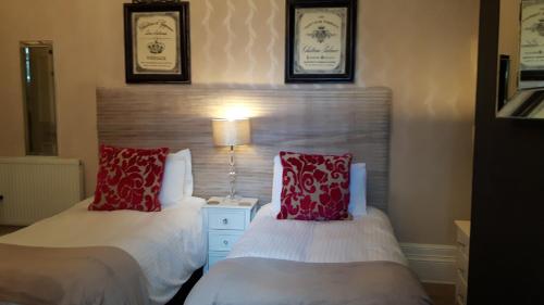 The Ambassador Townhouse - image 2