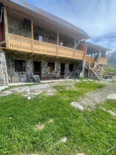 Babi & Tata's House, Ushguli (foto 10)