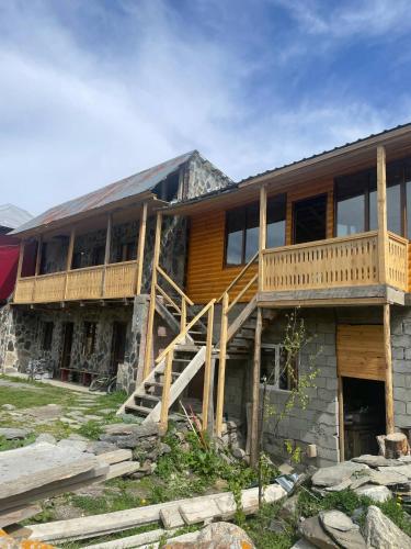Babi & Tata's House, Ushguli (foto 9)