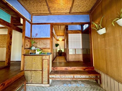 -大人数で泊まれる一棟貸し-なかまあじーんやー海近くの素敵な島暮らし体験-手久津久- (-大人数で泊まれる一棟貸し-なかまあじーんやー海近くの素敵な島暮らし体験-手久津久-) in Kikai