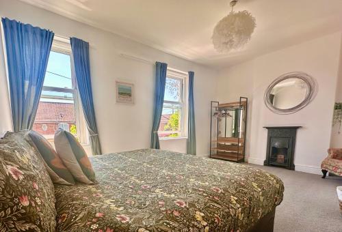 2 twin beds