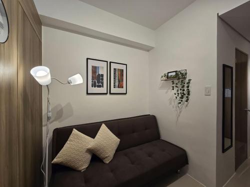 1BR Condotel with Balcony at FAME Residences #FM14-1, Manila