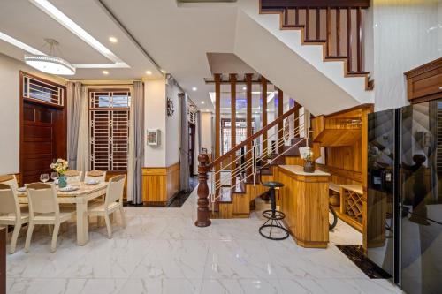 Khai Villa Private Pool 6BR Walk to Han Market and Han River in Da Nang — photo 5