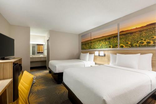 Days Inn by Wyndham Cartersville - image 13