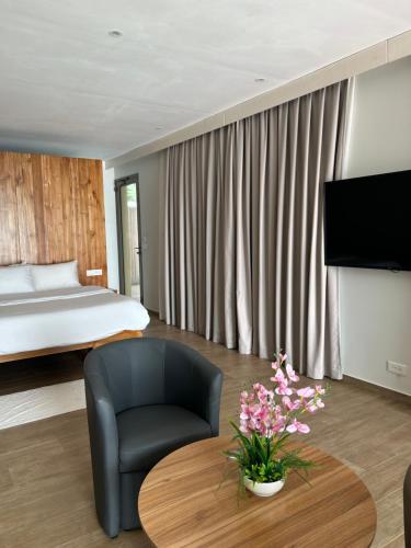 Pergola House in Assinie-Mafia