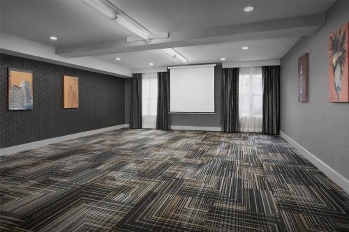 Homewood Suites by Hilton San Jose Airport-Silicon Valley - image 12