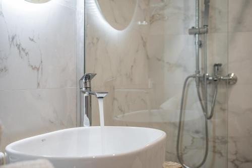Dioni, Central Luxury Apartment, Samos (Samo) (foto 11)