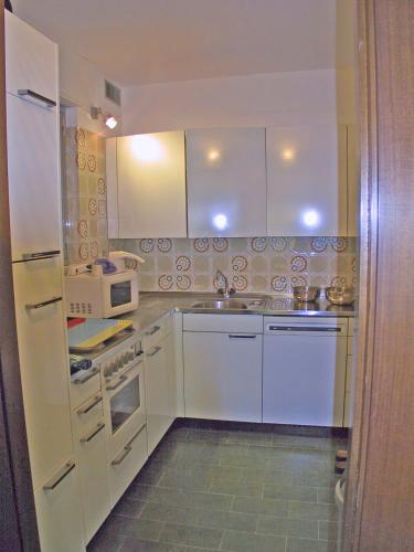 Condominio Tazzino by HolAp SA in Monti Trinita