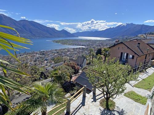 Cà dal Gracco by HolAp SA in Brione sopra Minusio, Schweiz