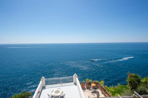 Hotel Costa Diva in 普萊亞諾