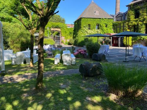 Burg Wegberg Hotel & Restaurant - image 4