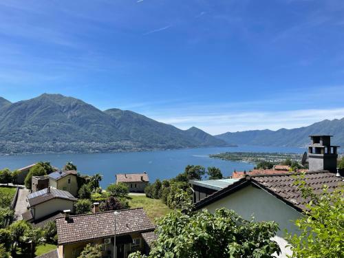 Vista Bella by Fewotessin in Brione sopra Minusio