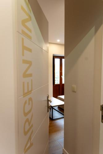 La Barata Apartamentos, Colombres