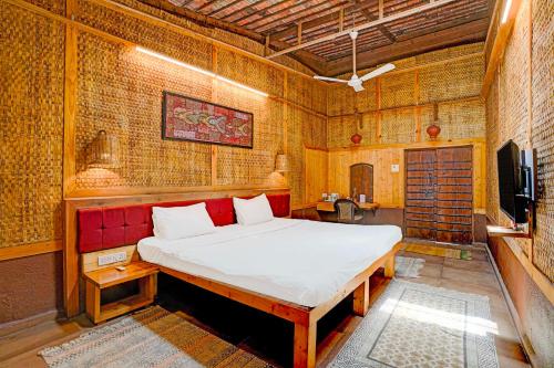 . [Day Stay - 12 Hrs Slot: 8 AM to 8 PM] Townhouse Palghar