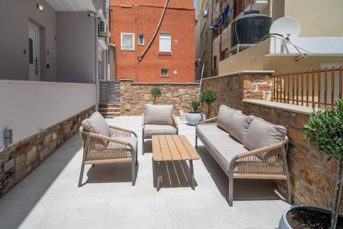 Kyras Luxury Suites 2