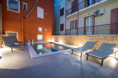 Kyras Luxury Suites 2