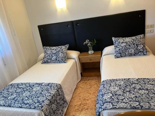 Basic Triple Room image 1