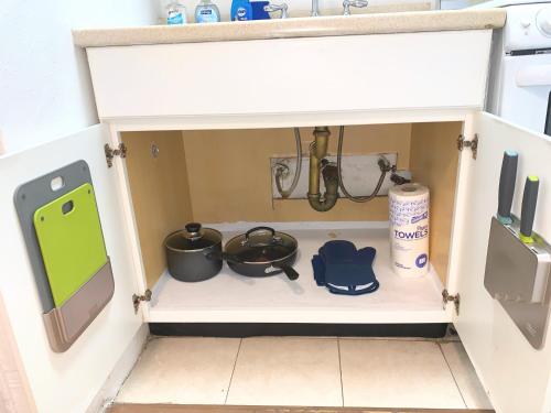 Chelsea Studio-Shared Bathroom with Kitchen Twin Bunk Bed, New York (Foto 8)