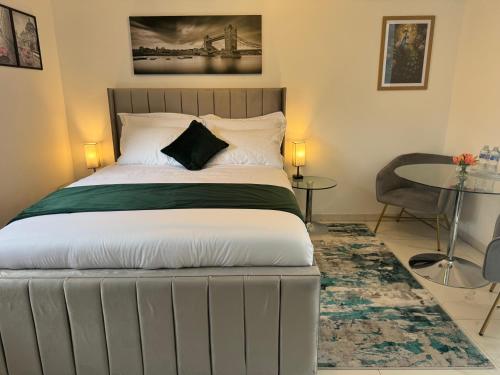 The Opal Lux chambre d'hôte Ashford