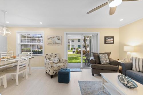 Colony Beach Club 116 in New Smyrna Beach, USA