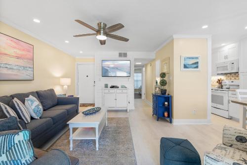 Colony Beach Club 116 in New Smyrna Beach, USA