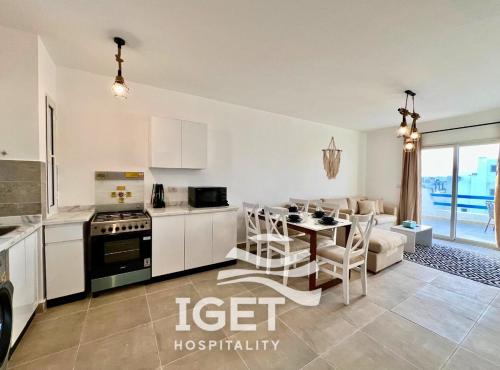 Paros Vibes, Penthouse Mountain View Ras Al Hekma in Zawiyat Ailat Nuh