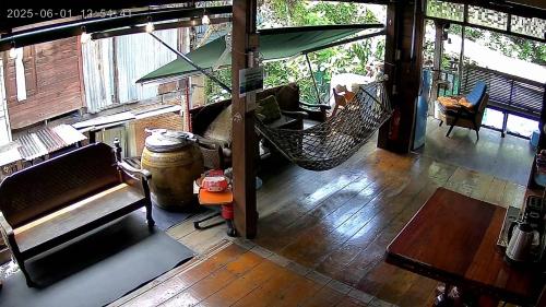 Ray Nu Guest House