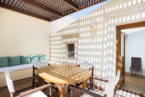 Suite One Bedroom - Silene image 2