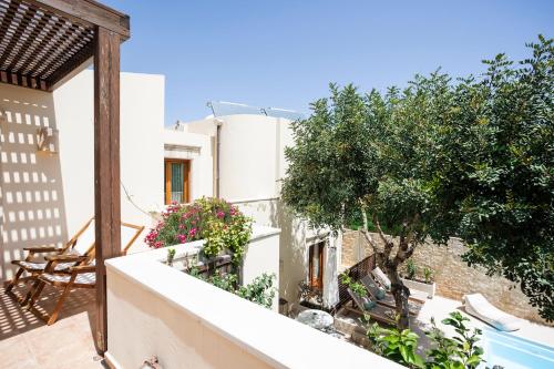 Suite One Bedroom - Silene image 6
